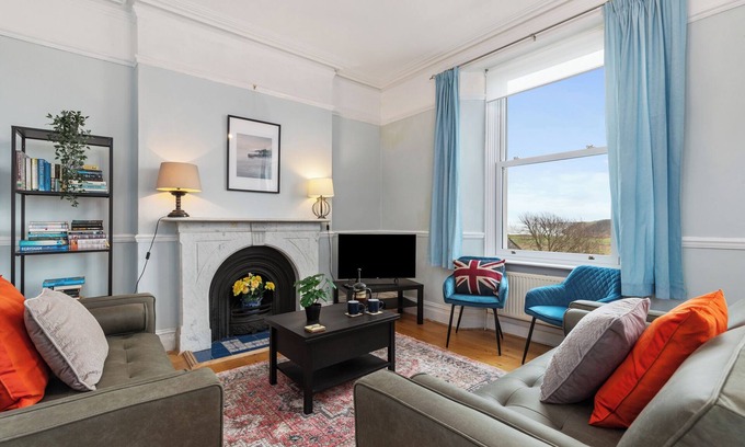 Penally Cottage | Penalun House - Beautiful Sea Views
