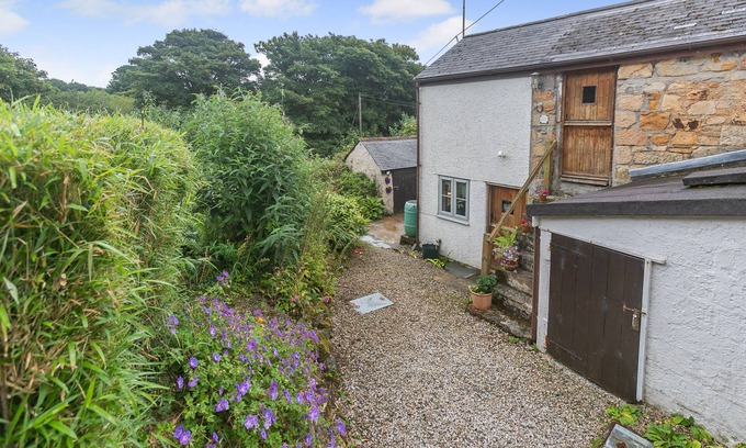 St Austell House | Pendeen Hayloft - One Bedroom House, Sleeps 2