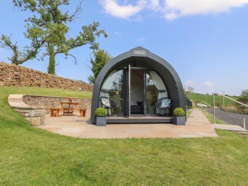Fence House | Pendle