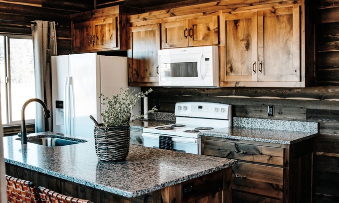 Last Chance Cabin | Pendleton Pointe Cabin #B