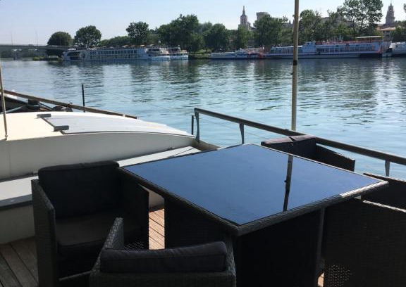 Avignon House | Peniche Imagine