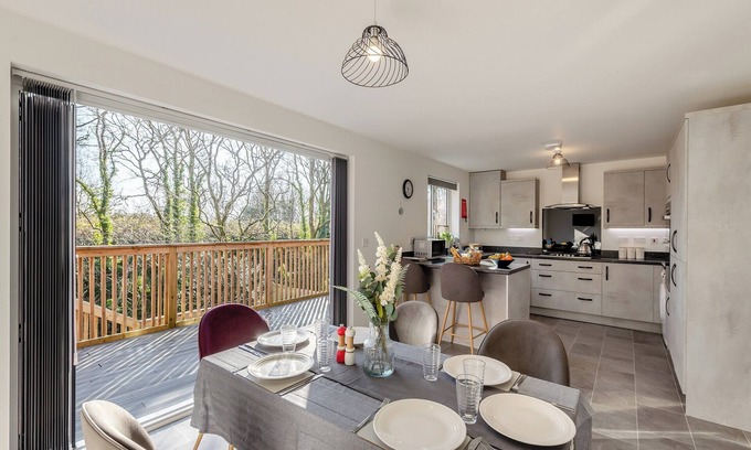 Tavistock Apartment | Peninsula Suites - The Tors