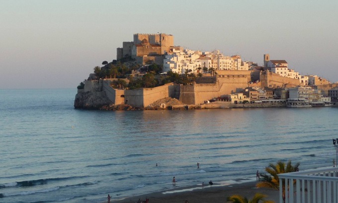 Peniscola Apartment | Peñíscola seafront overlooking the old town and castle