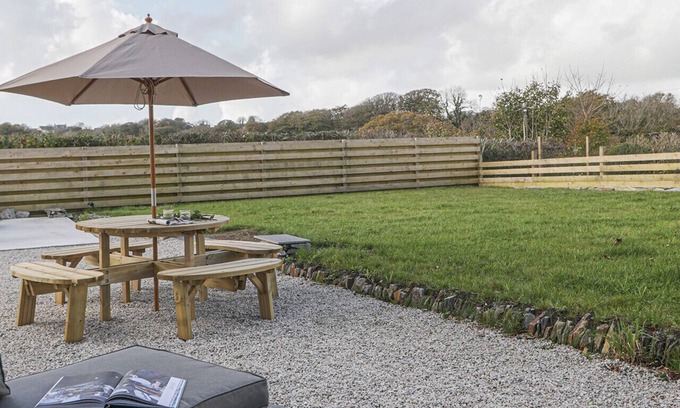 Camelford Apartment | Penn Cottage, perfect for North Cornwall trips
