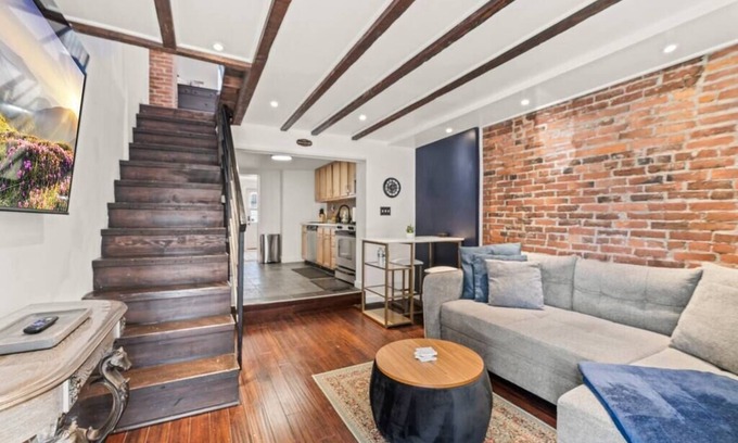 Pennsport House | Penn’s Landing Gem by Waterfront w/fast Wi-Fi
