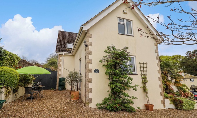 Whitchurch Canonicorum Cottage | PENNY CORNER, pet friendly in Whitchurch Canonicorum