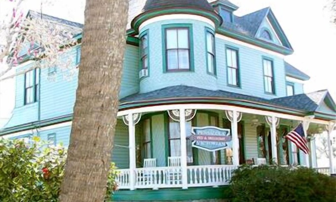 Downtown Bed & Breakfast | Pensacola Victorian B&B