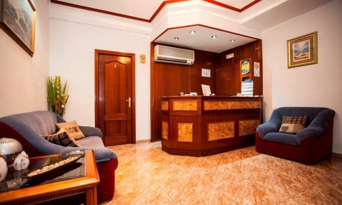 Huertas House | Pensión Carrera