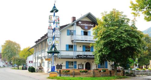 Enkering Hotel | Pension Alter Wirt