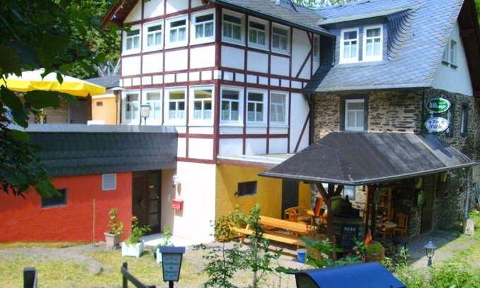 Niederfell House | Pension & Apartments Linkemühle