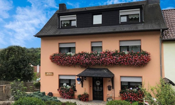 Ockfen Bed & Breakfast | Pension Biewer - Double room shower/WC