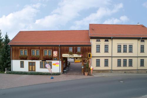 Elxleben House | Pension-Café-Libelle