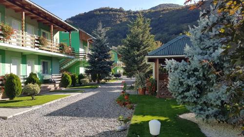 Baile Herculane House | Pension Charisma