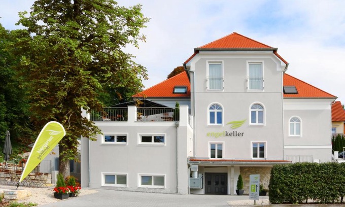 Donauwoerth House | Pension Engelkeller