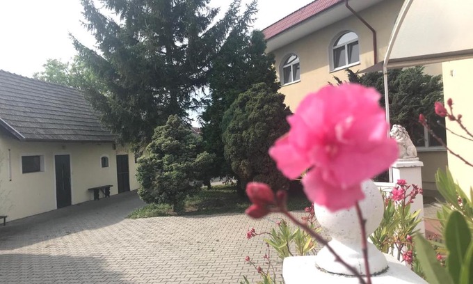 Diakovce House | PENSION EUROP**