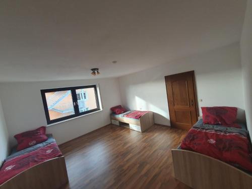 Adelzhausen Apartment | Pension Heller