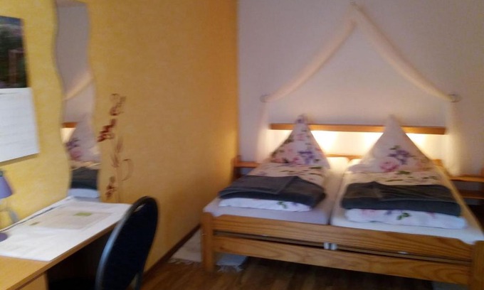 Mellingen House | Pension Mellinger Hof