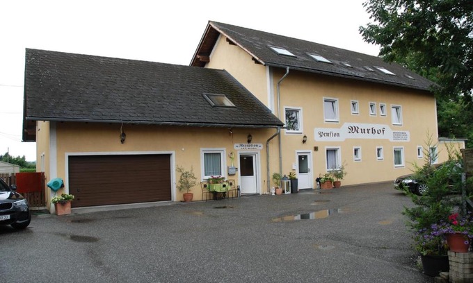 Goessendorf House | Pension Murhof