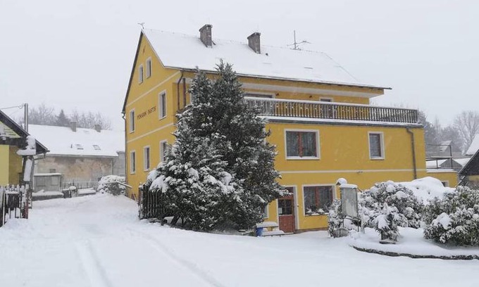 Janov House | Pension Pastis