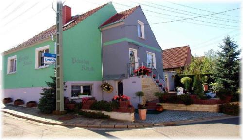 Nesse-Apfelstadt House | Pension Renate Braun