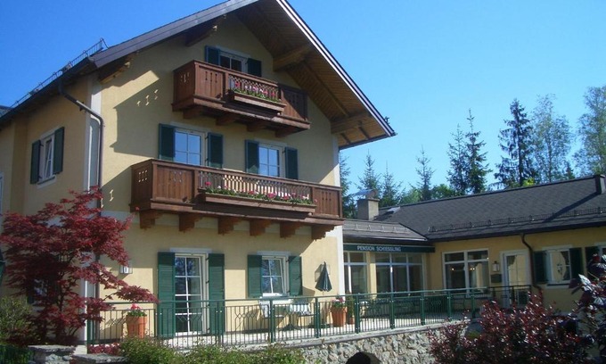 Anif House | Pension Schiessling