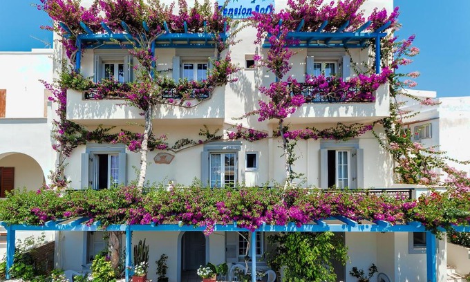 Naxos House | Pension Sofi