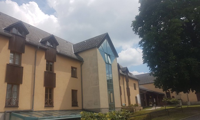 Lichtenberg House | Pension Teichblick - with us you will find peace