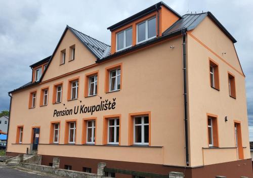Tisa House | Pension U Koupaliště