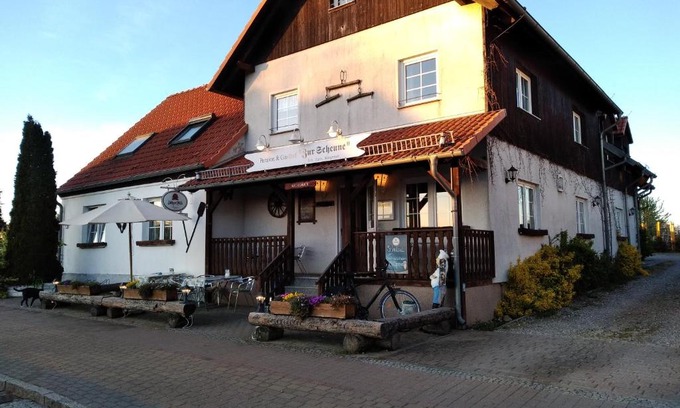 Flecken Zechlin House | Pension und Gasthof Zur Scheune