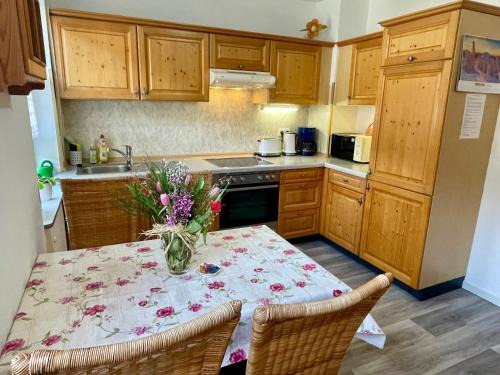 Illertissen Apartment | Pension Waldblick