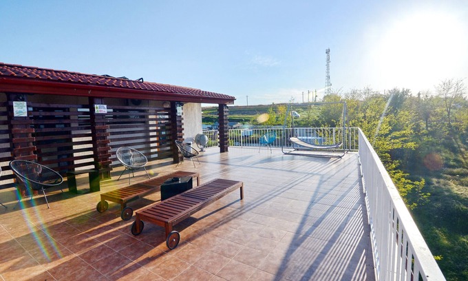 Bestepe House | Pensiunea 4 Salcii