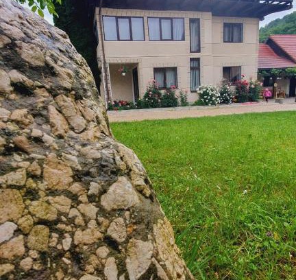 Bran House | Pensiunea Belvedere