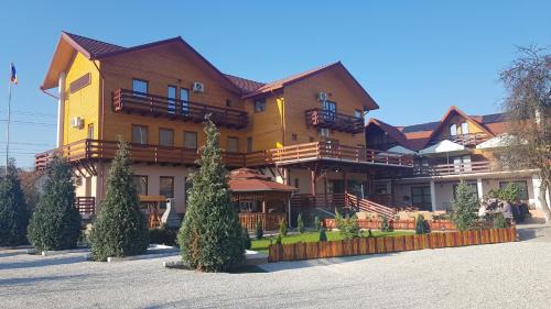Certeju de Sus House | Pensiunea Doina