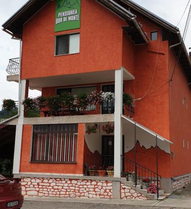 Capatineni-Ungureni House | Pensiunea Dor de munte