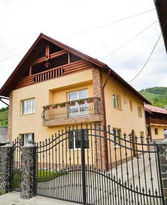 Botiza House | Pensiunea Dorina