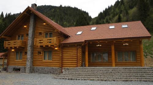 Arieseni House | Pensiunea Izbucul Tauz