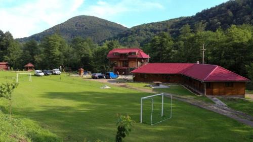 Bozovici House | PENSIUNEA LA BUSU -BIGAR
