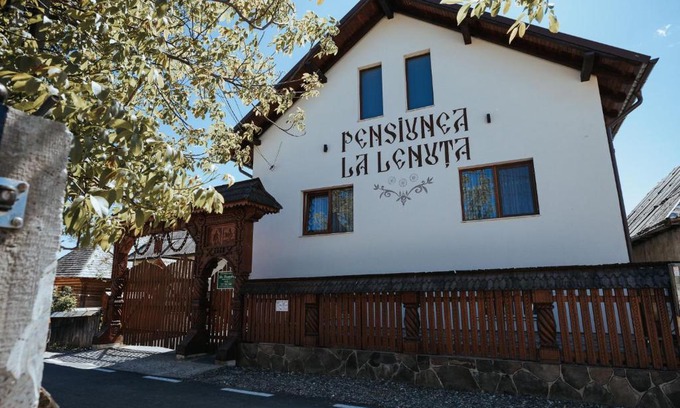 Oncesti House | Pensiunea La Lenuta