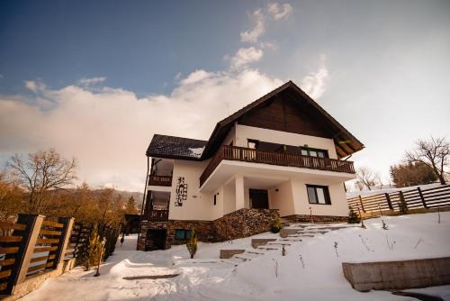 Rodna House | Pensiunea La Rusu