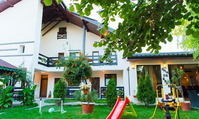 Afumati House | Pensiunea Puiu