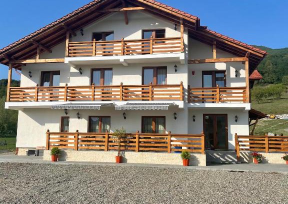 Nanesti House | Pensiunea Sofia