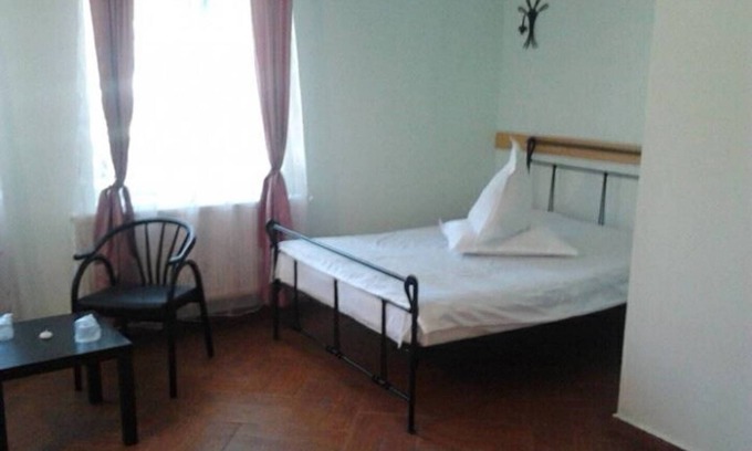 Banesti House | Pensiunea Sub Stejari -workers accommodation