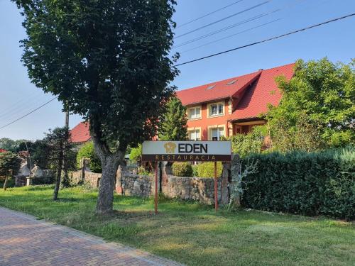 Charbrowo Bed & Breakfast | Pensjonat ,Eden'