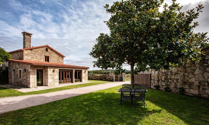 Ponteceso House | Pensua Roncudo