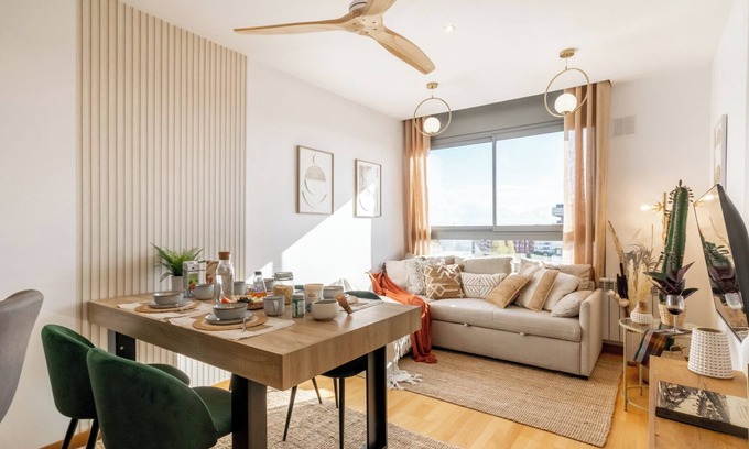 Cornella de Llobregat Apartment | Penthouse with Private Terrace & Pool Access