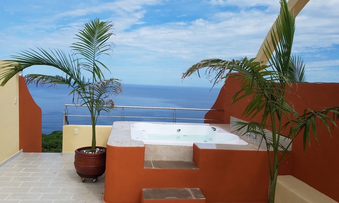 Chacala Condo | Penthouse 5th floor Ocean View Condo 507