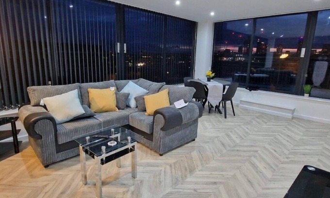Bordesley Apartment | Penthouse,City views