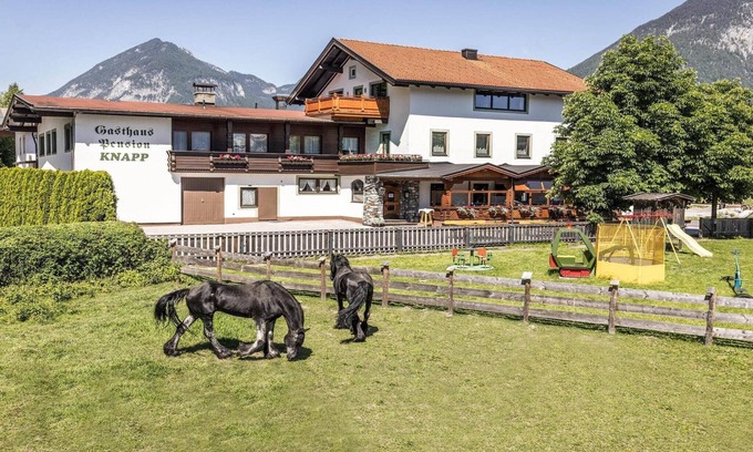 Strass im Zillertal Apartment | Penthouse in Zillertal near Nature Park
