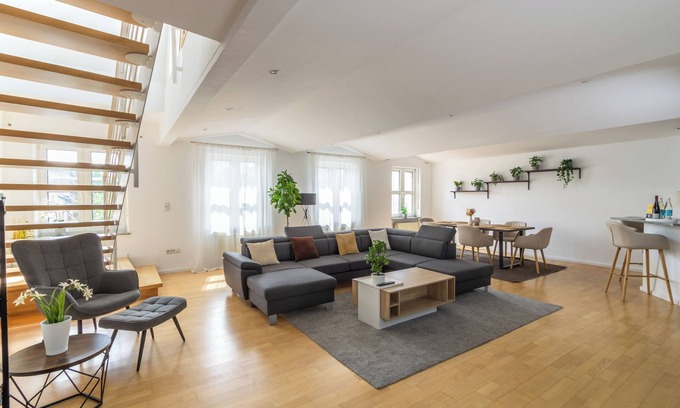 Worms Apartment | Penthouse-Maisonette - City Center, Highspeed Internet, Garage Parking