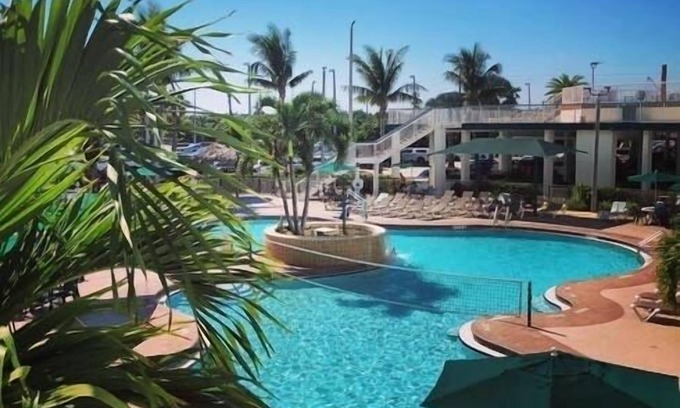 Cocoa Isles Resort | Penthouse on Cocoa Beach Ocean Front-Double Balcony